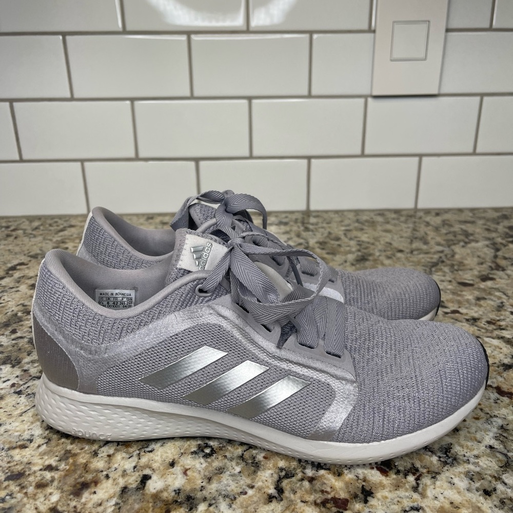 Adidas’s Edge Lux 4 Running Shoe (Glory Grey/Silver/Grey)